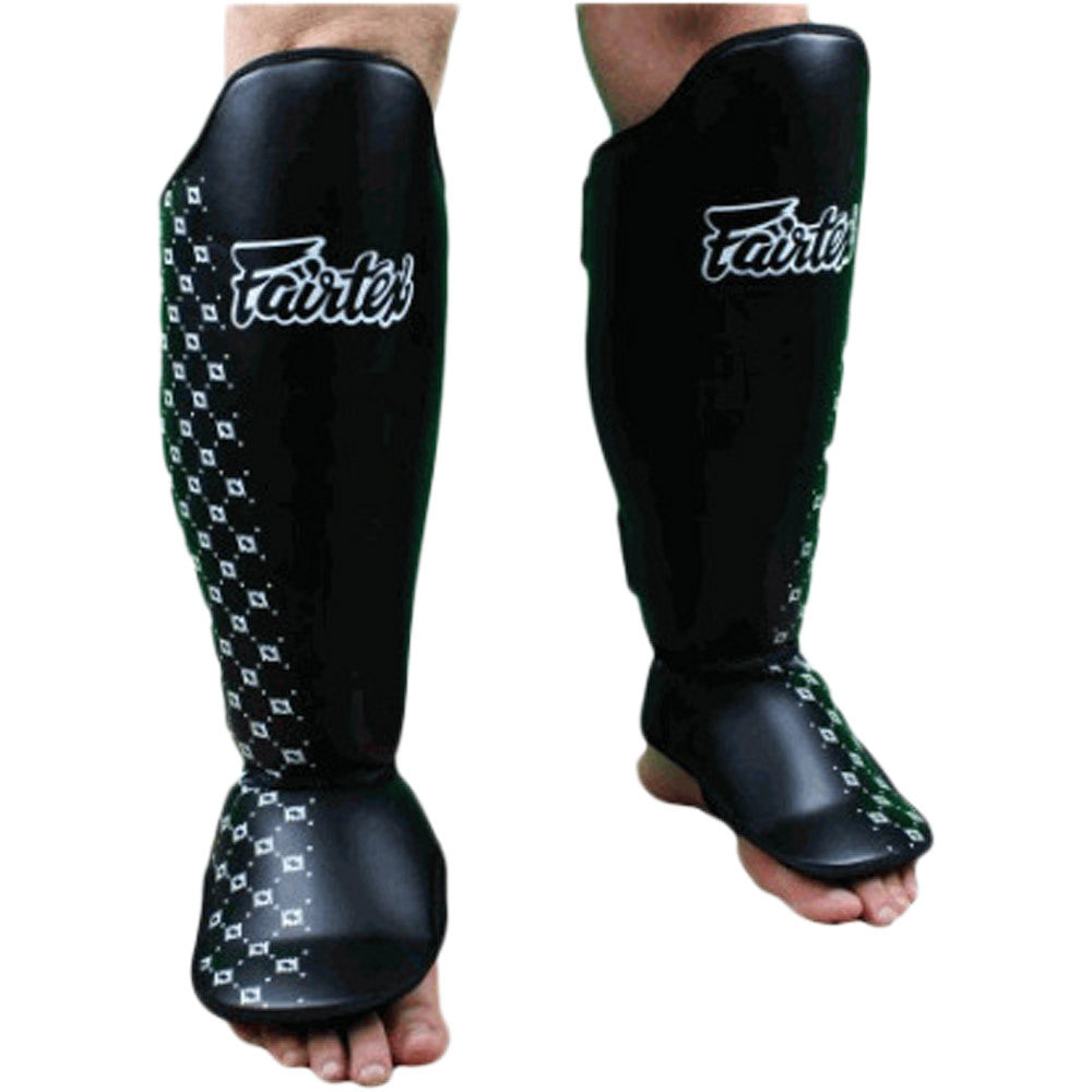 FAIRTEX SP5 COMPETITION BLACK SHIN GUARDS FITNESS